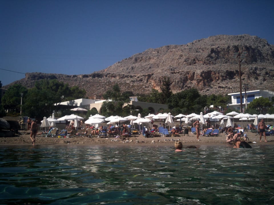 Blick auf den Hotelstrand alltoura Club Hotel Porto Angeli Beach Resort