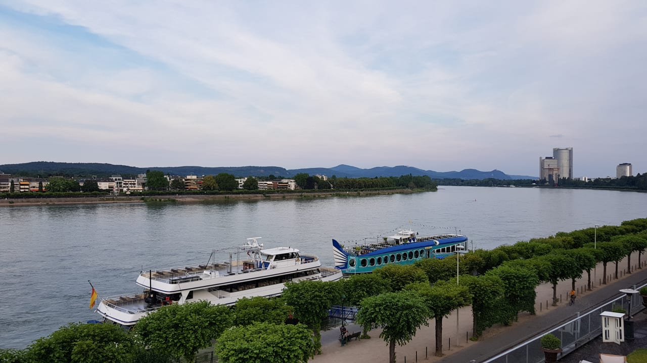 Ausblick Ameron Hotel Königshof