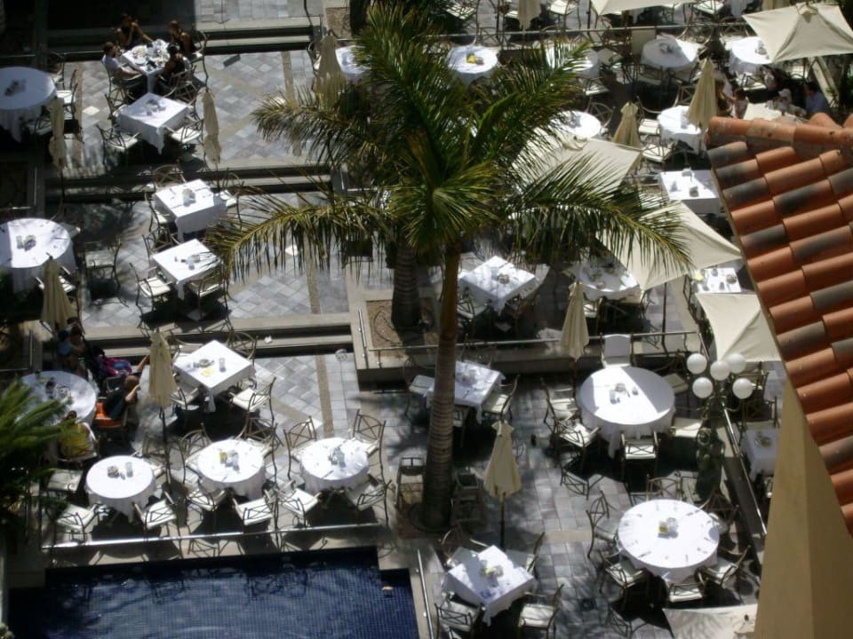 Ausblick auf die Außengastronomie Lopesan Costa Meloneras, Resort & Spa