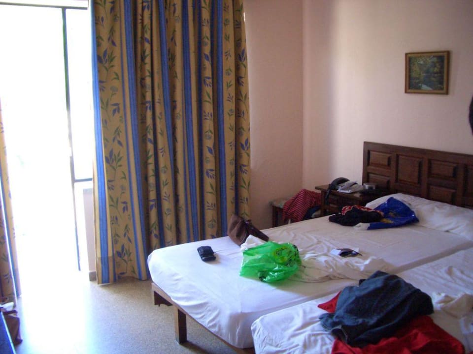 Zimmer Hostel Neptuno