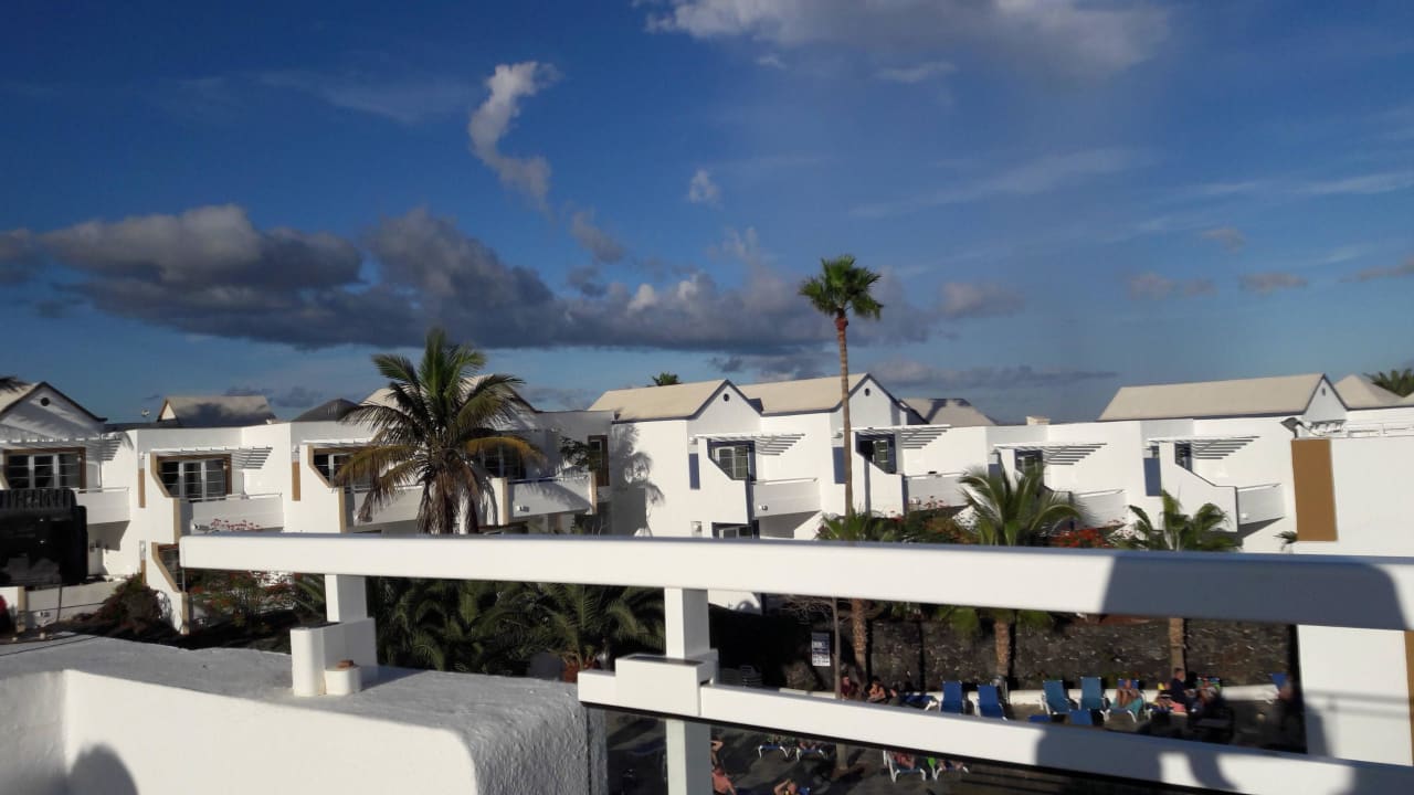 Ausblick vom Balkon Apartamentos LIVVO Morromar