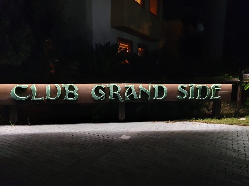 Außenansicht Club Grand Side