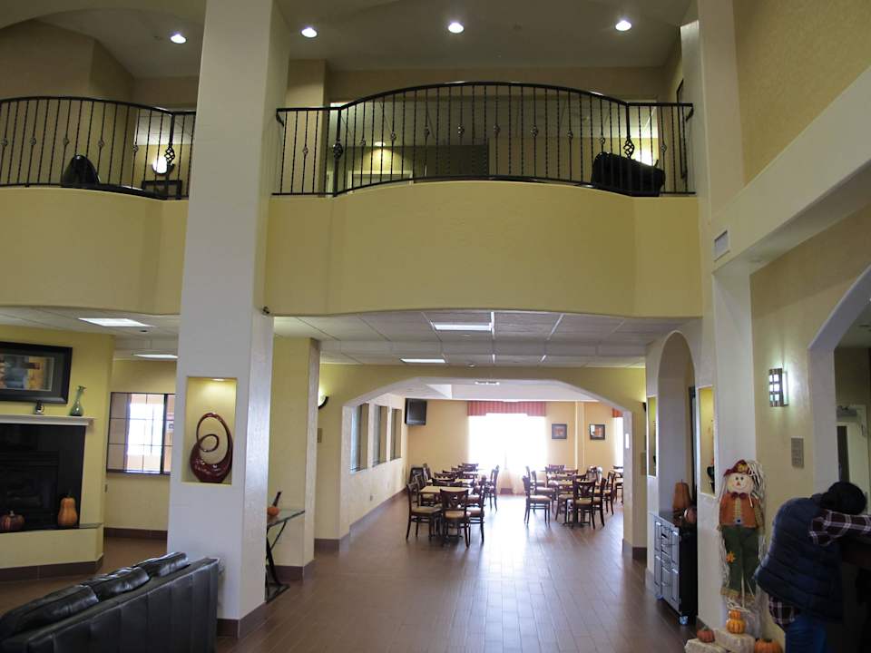 Halloween in der Weihnachtszeit Best Western Plus Barsana Hotel & Suites