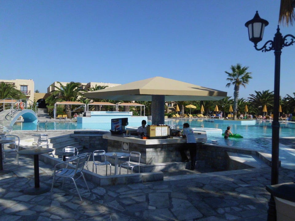 Poolbar Porto Bello Beach