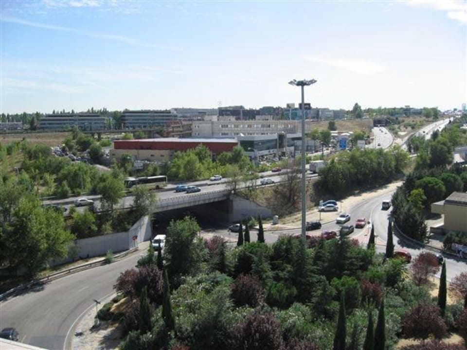 Ausblick vom Dach Frontseite Hotel Amura Alcobendas