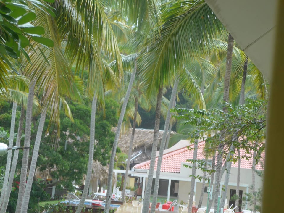 Außenansicht Wyndham Alltra Samana