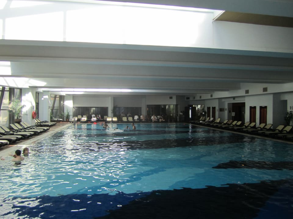 Schönes Hallenbad Limak Lara Deluxe Hotel & Resort