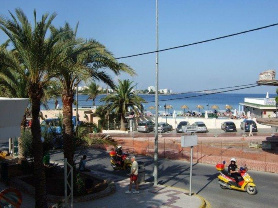 Ausblick von der Terrasse zum Meer Hotel Osiris