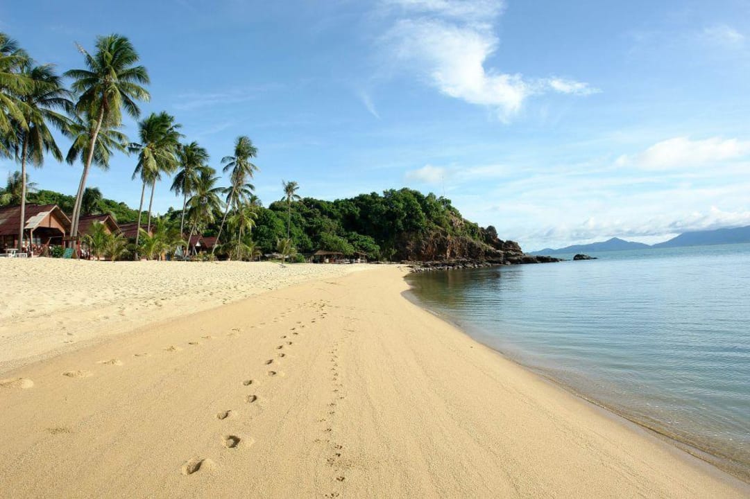 Am Strand Pinnacle Samui Resort