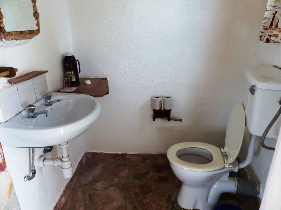 Toilettenraum Kingfisher Lodge Kichwamba