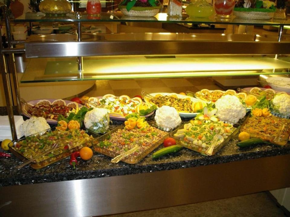 Noch mehr Salate im Iberotel Serra Palace Calimera Serra Palace