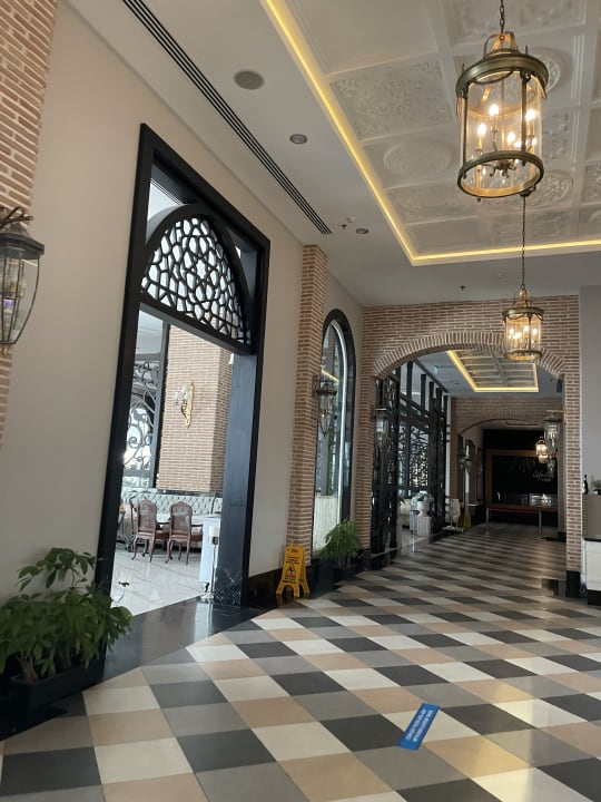 Gastro Rubi Platinum Spa Resort & Suites