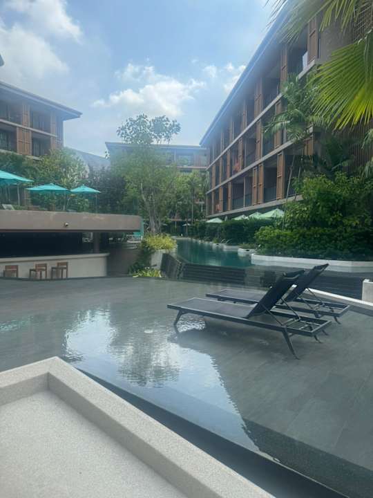 Pool La Flora Khao Lak