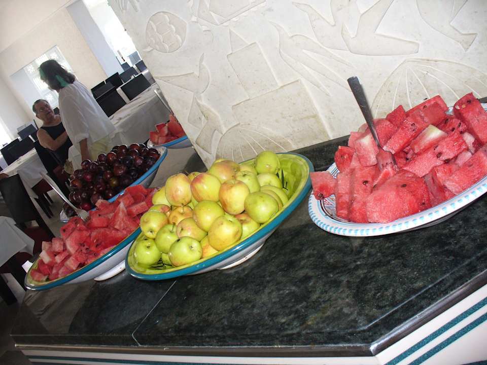 Fruits Movie Gate Miramar
