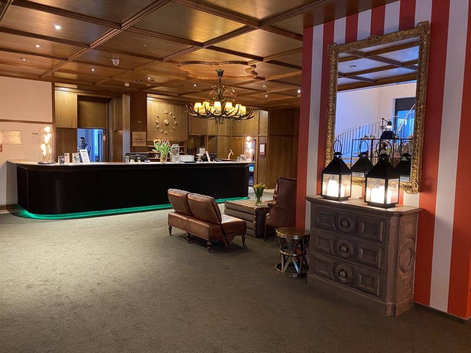 Lobby Hotel Forsthaus Nürnberg-Fürth