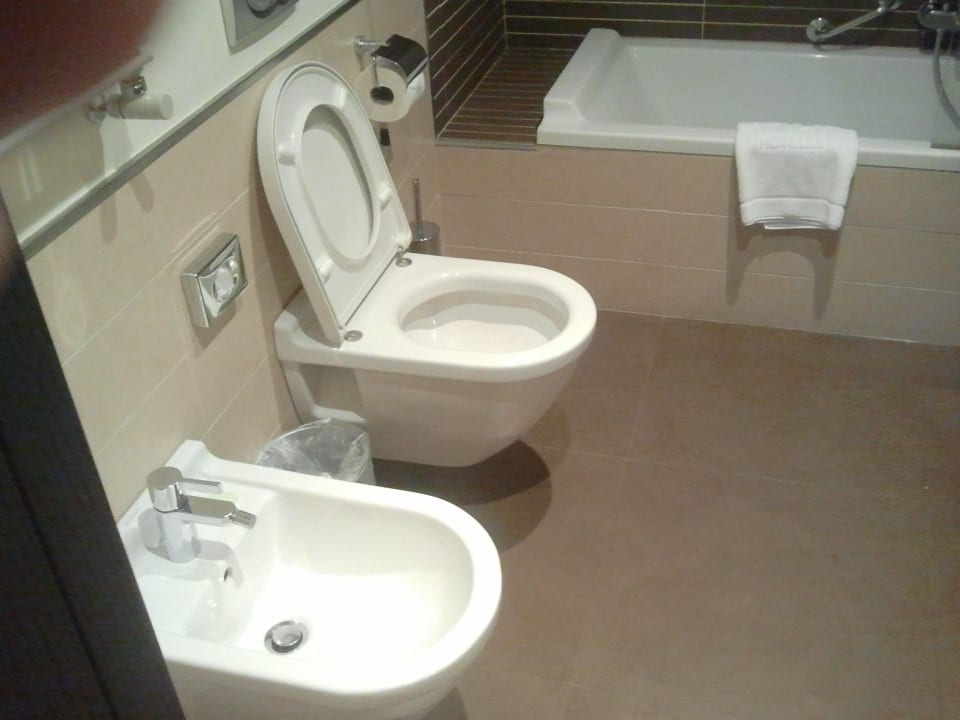 Bad schön Reinigug pfui NH Collection Torino Santo Stefano