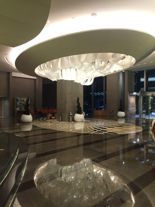 Lobby Sofitel Hotel Dubai Downtown