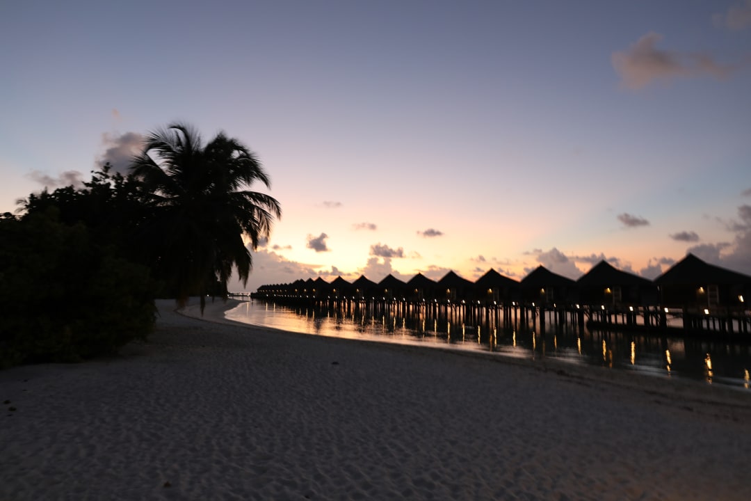 Strand Kuredu Island Resort & Spa