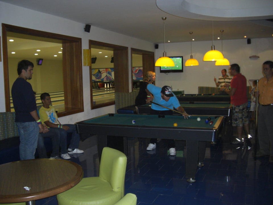 Sports Bar Dreams Royal Beach Punta Cana