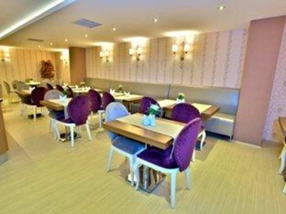 Restaurant Hotel Grand Emin