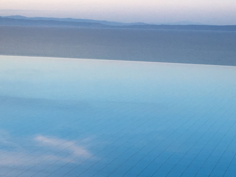 Pool Alia Palace