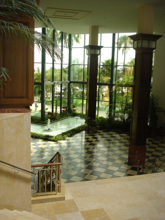 Sicht aus Hotel Richtung Pool Hipotels Natura Palace