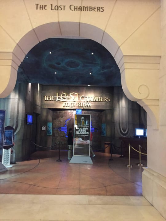 Eingang zum Aquarium 'The lost Chambers' Atlantis, The Palm