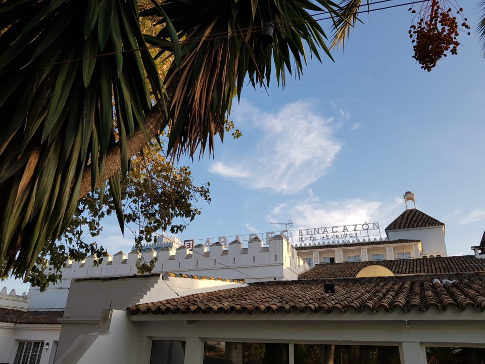 Außenansicht Abades Benacazón Hotel
