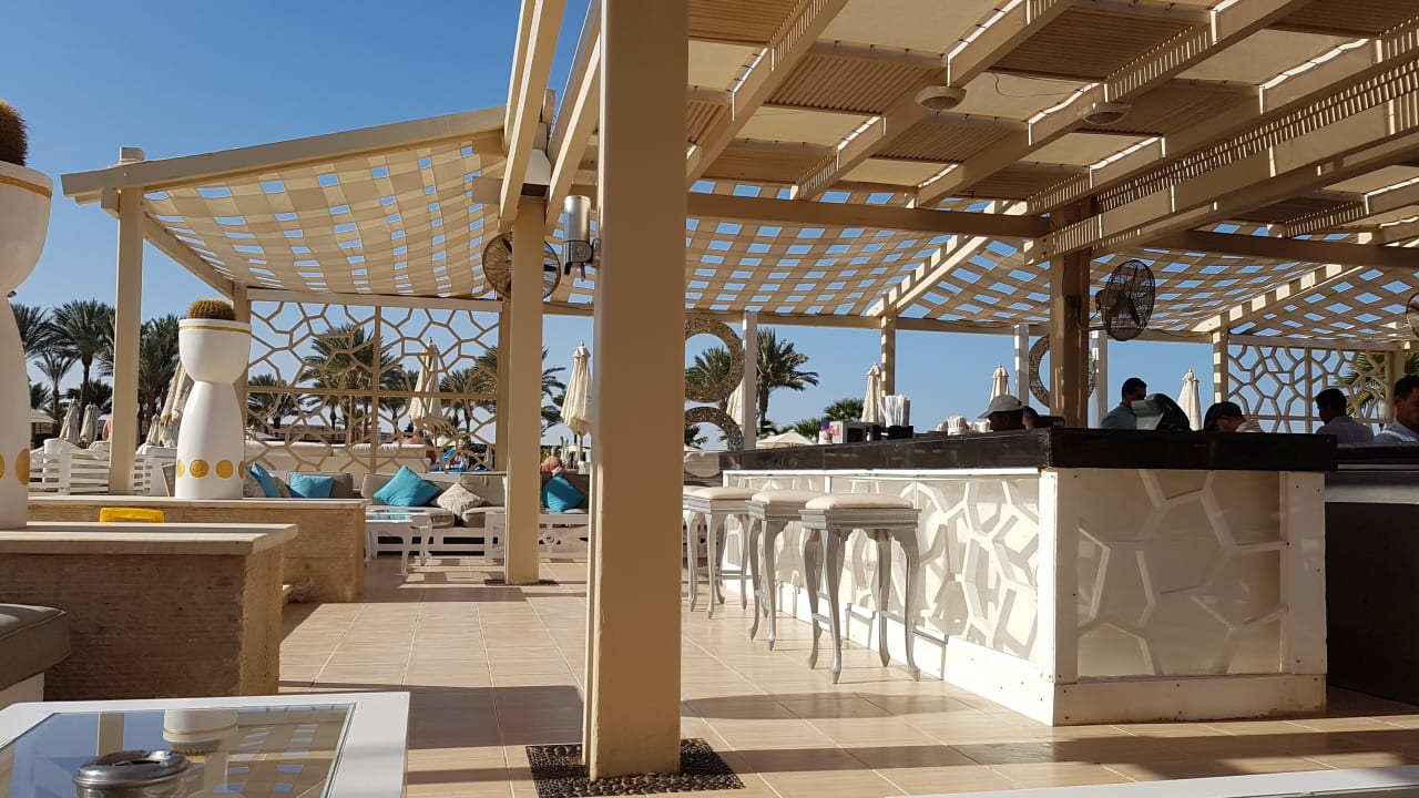 Pool Premier Le Reve Hotel & Spa