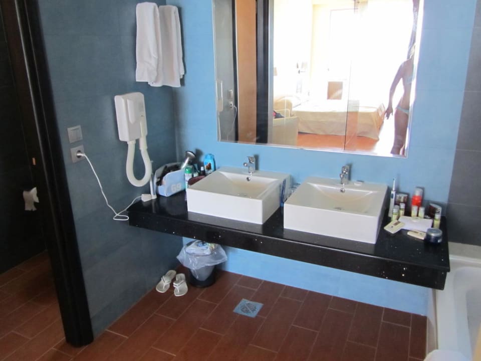 Badezimmer in der Juniorsuite All Senses Nautica Blue Exclusive Resort & Spa