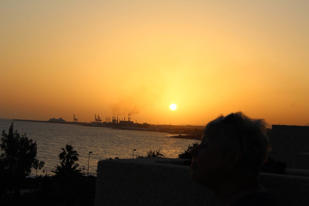 Wenn man sich von der Sonne abends verabschiedet Hotel Grand Teguise Playa