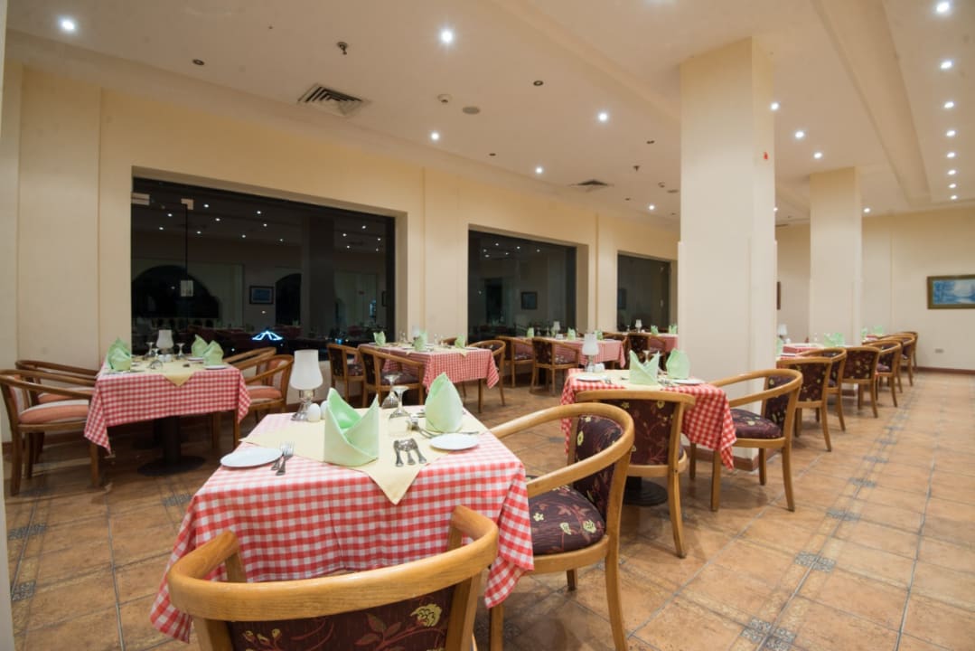 Gastro Imperial Shams Abu Soma