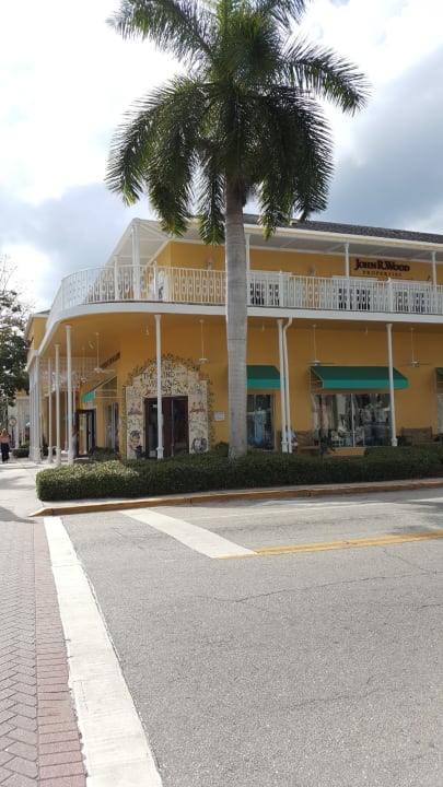 Außenansicht Hotel Ramada Inn of Naples