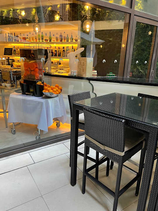 Gastro Hotel Mira Moon