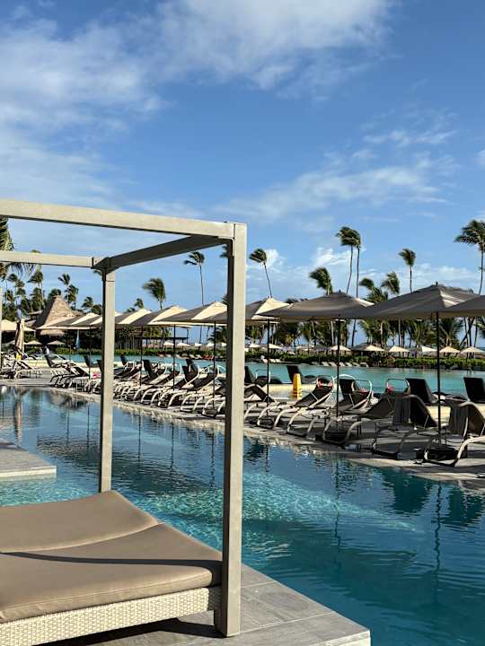 Pool Lopesan Costa Bávaro Resort, Spa & Casino