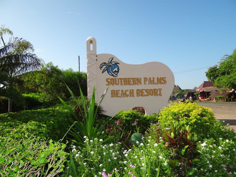 Eingang Hotel Southern Palms Beach Resort