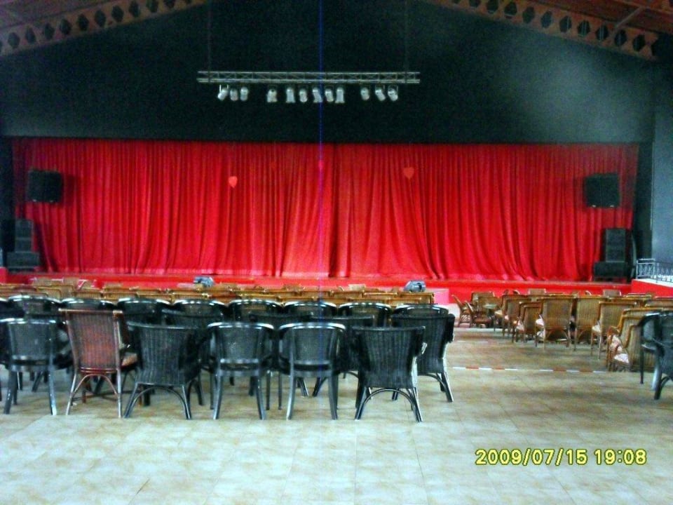 Amphitheater Ocean Blue & Sand