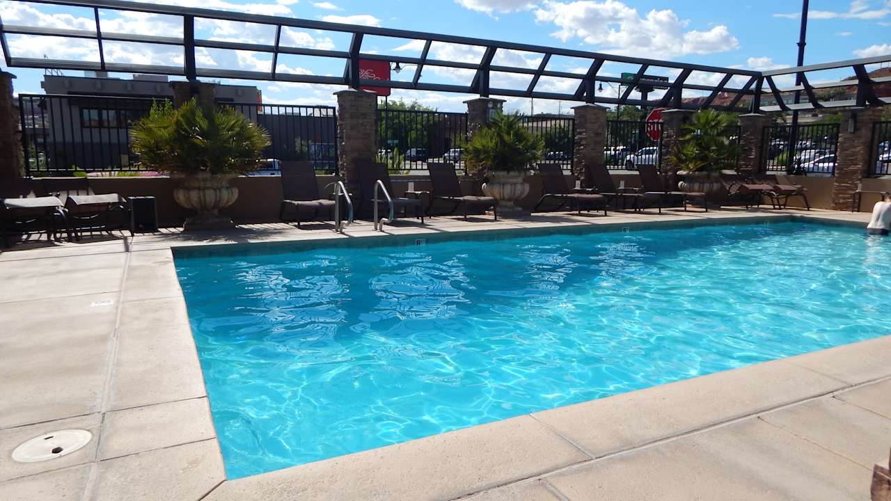 Pool Aiden by Best Western @ St. George