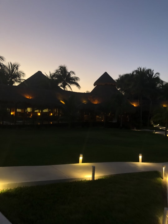 Außenansicht Akumal Bay Beach & Wellness Resort