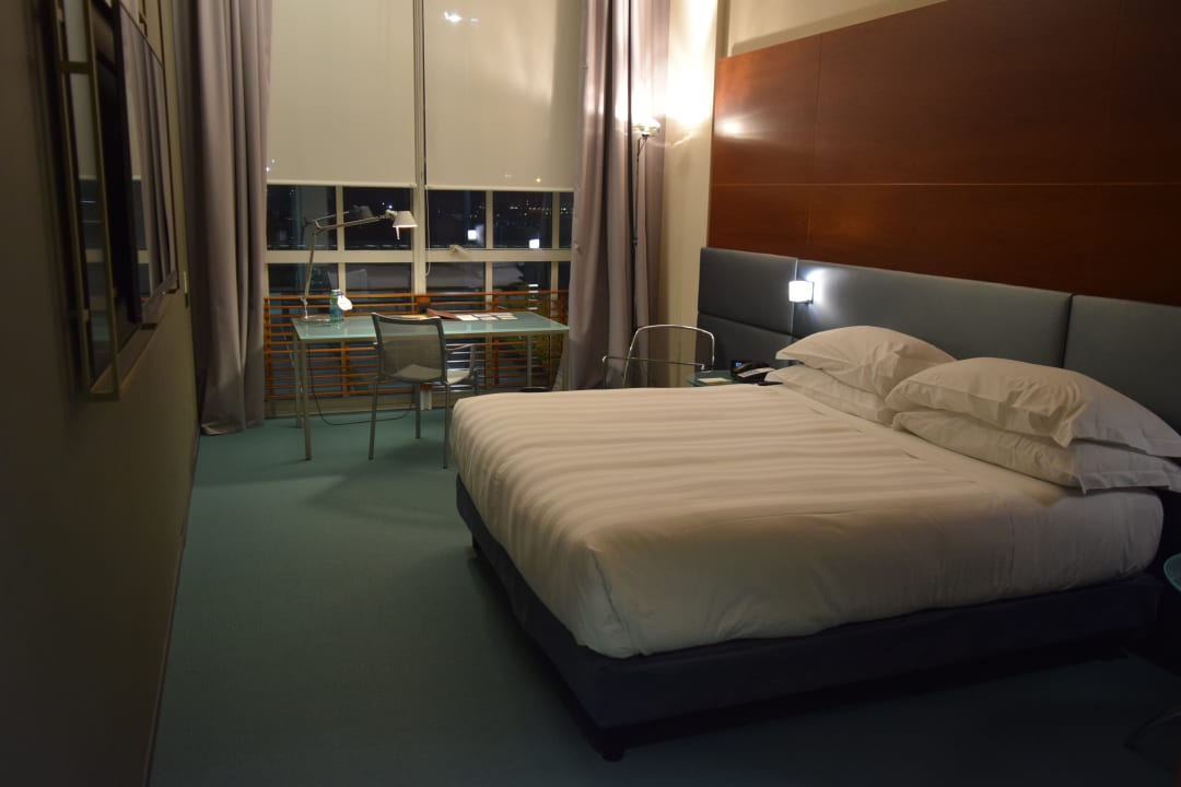 Zimmer DoubleTree by Hilton Turin Lingotto