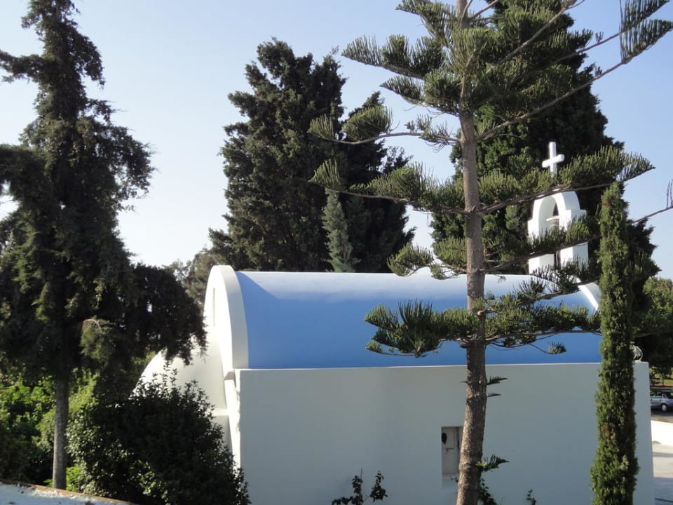 Die Kapelle neben dem Hotel-Eingang TUI BLUE Oceanis Beach and Spa Resort