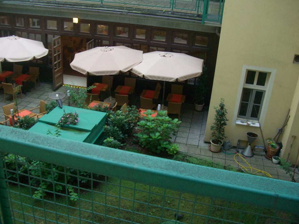 Frühstücksterrasse Hotel Josefshof am Rathaus