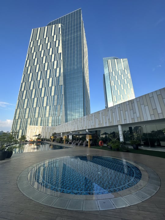 Pool Le Meridien Putrajaya