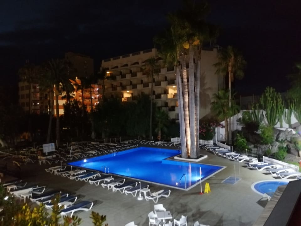Pool Be Live Tenerife - Adults only