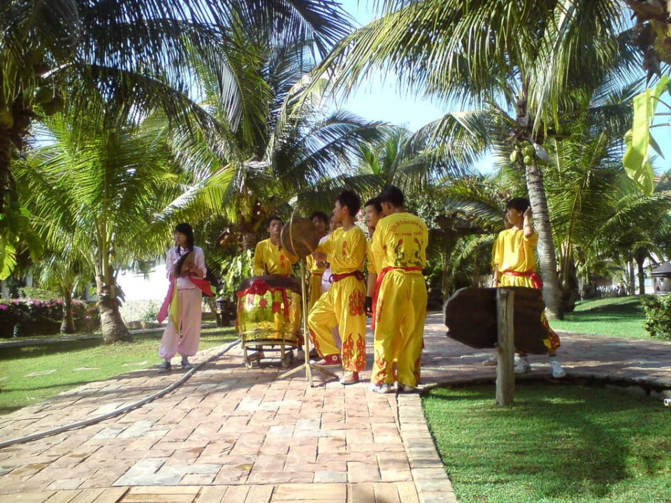 Lion Dance Pandanus Resort