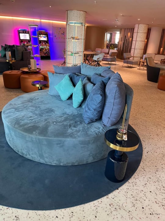 Lobby NEXT by Savoy Signature