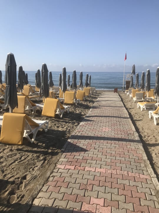 Strand Hotel Royal Garden Beach