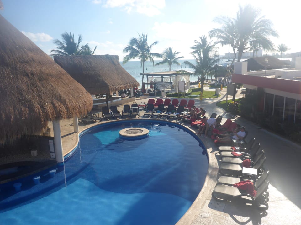 Sexy Pool Temptation Cancun Resort - Adults only