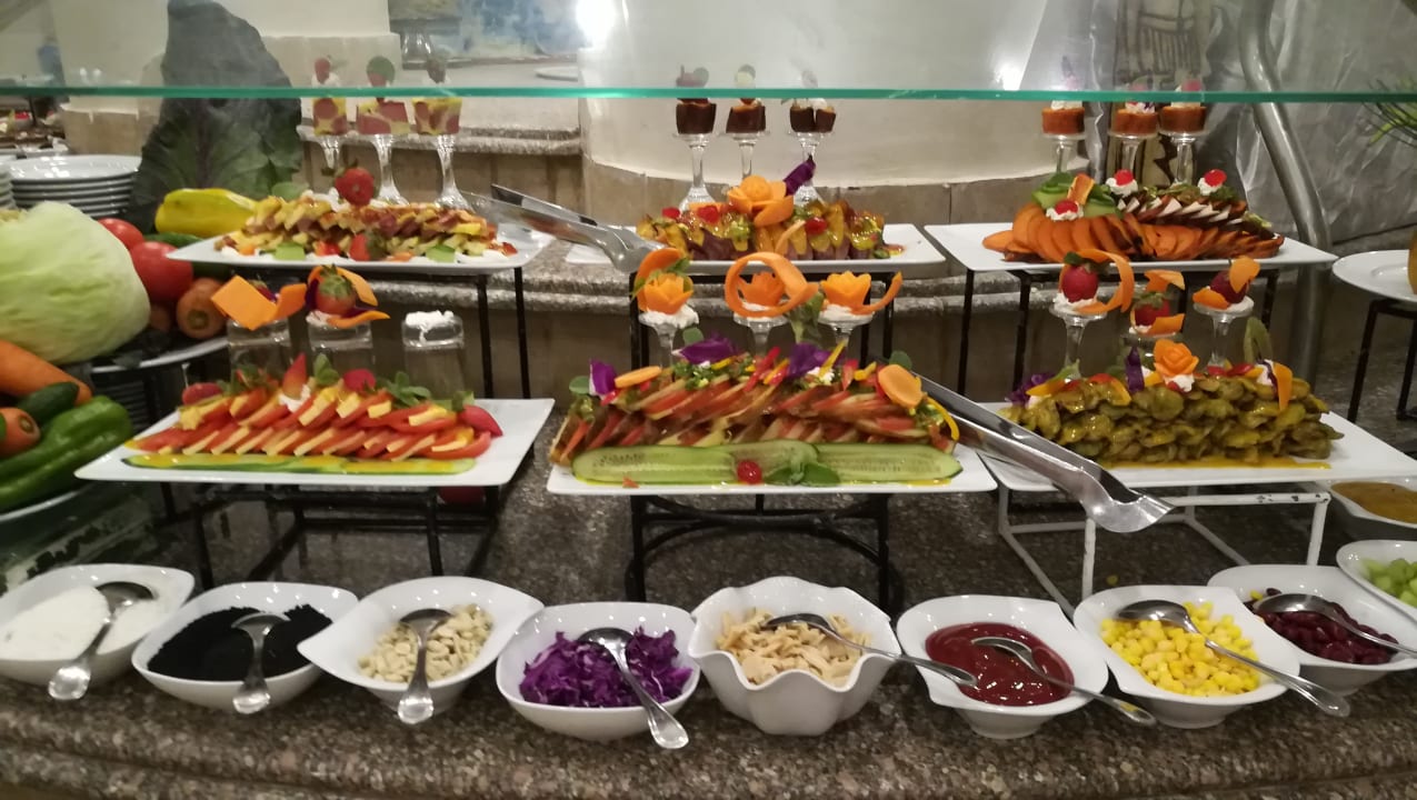 Gastro Moreno Horizon Spa & Resort