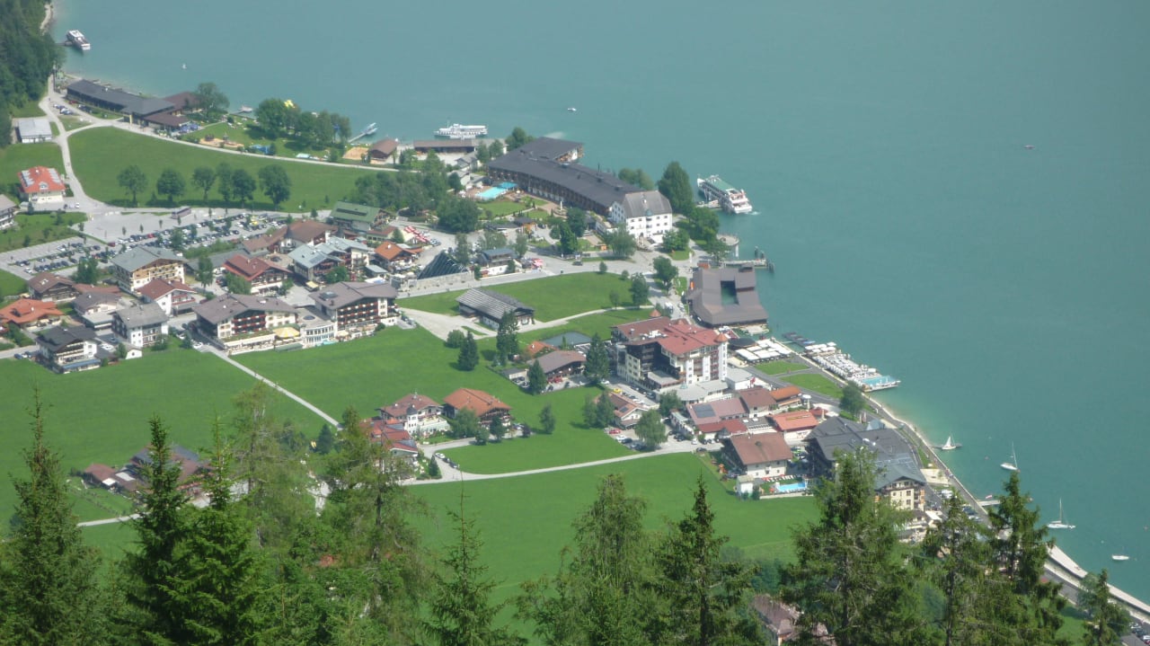 Blick vom Karwendel aja Fürstenhaus am Achensee